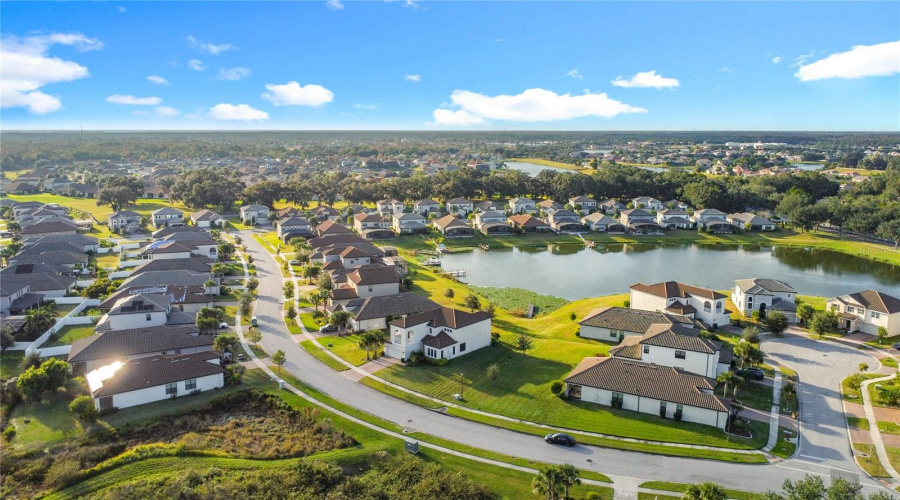 KISSIMMEE, Florida 34746, 4 Bedrooms Bedrooms, ,3 BathroomsBathrooms,Residential,For Sale,CARRICK BEND,0,MFRTB8455695