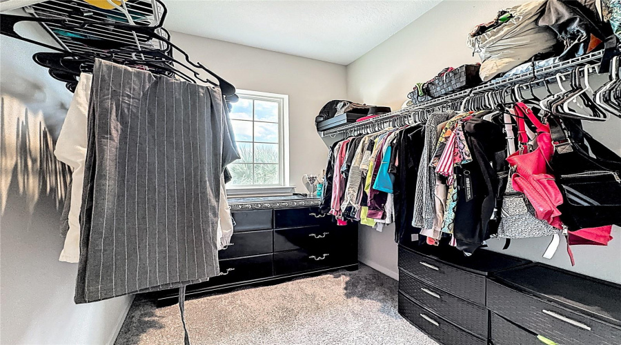 KISSIMMEE, Florida 34746, 4 Bedrooms Bedrooms, ,3 BathroomsBathrooms,Residential,For Sale,CARRICK BEND,0,MFRTB8455695