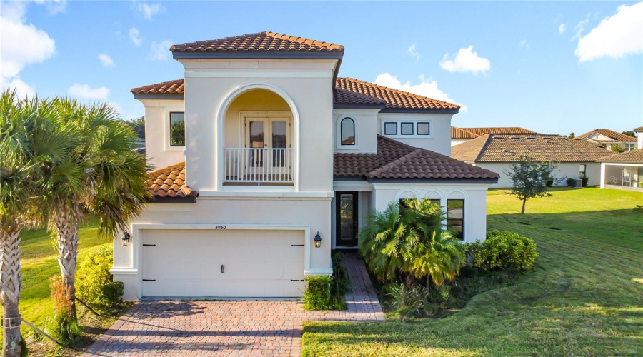 KISSIMMEE, Florida 34746, 4 Bedrooms Bedrooms, ,3 BathroomsBathrooms,Residential,For Sale,CARRICK BEND,0,MFRTB8455695