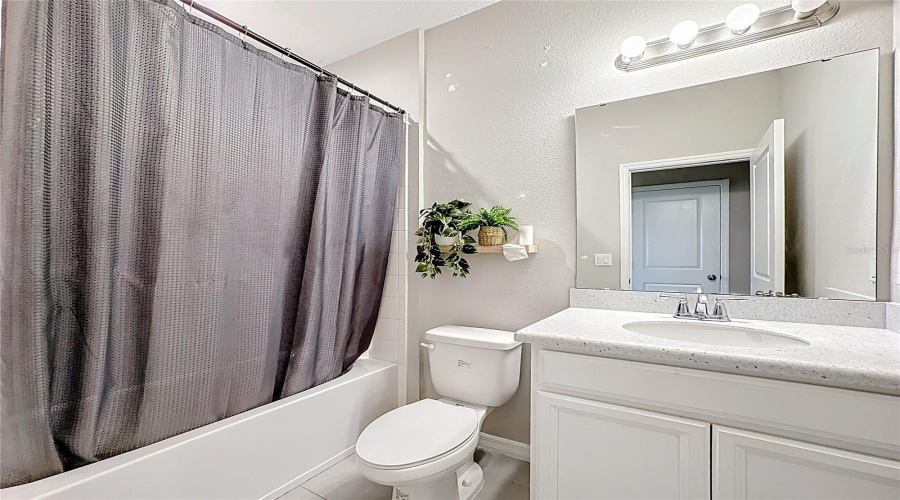 KISSIMMEE, Florida 34746, 4 Bedrooms Bedrooms, ,3 BathroomsBathrooms,Residential,For Sale,CARRICK BEND,0,MFRTB8455695