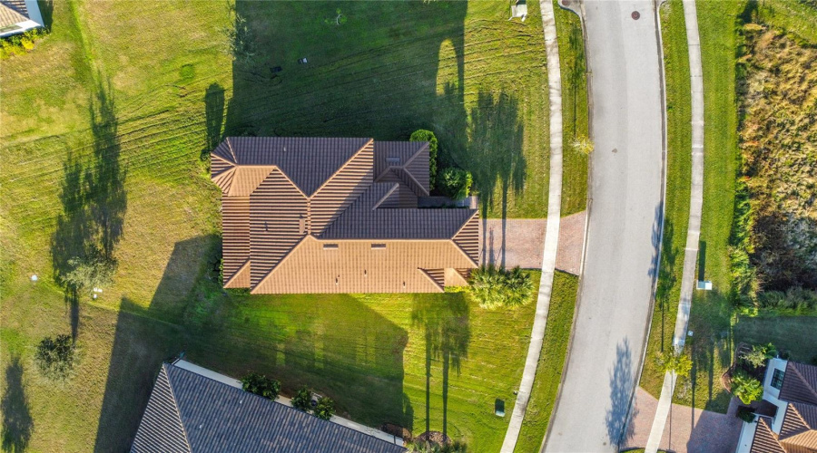 KISSIMMEE, Florida 34746, 4 Bedrooms Bedrooms, ,3 BathroomsBathrooms,Residential,For Sale,CARRICK BEND,0,MFRTB8455695