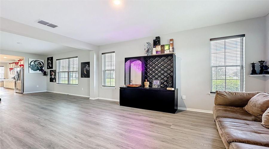 KISSIMMEE, Florida 34746, 4 Bedrooms Bedrooms, ,3 BathroomsBathrooms,Residential,For Sale,CARRICK BEND,0,MFRTB8455695