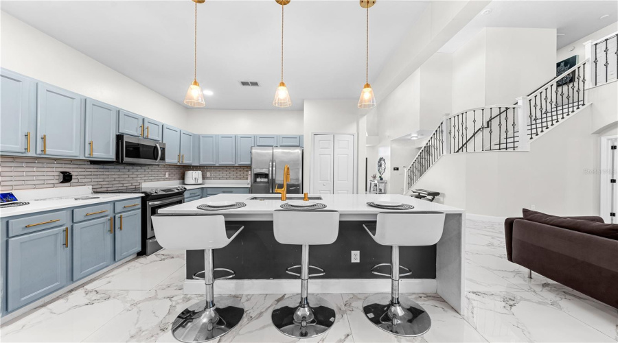 KISSIMMEE, Florida 34746, 4 Bedrooms Bedrooms, ,2 BathroomsBathrooms,Residential,For Sale,PRESIDIO,0,MFRS5132873