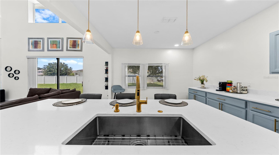 KISSIMMEE, Florida 34746, 4 Bedrooms Bedrooms, ,2 BathroomsBathrooms,Residential,For Sale,PRESIDIO,0,MFRS5132873