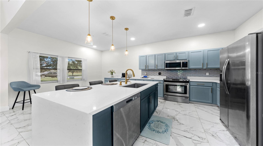 KISSIMMEE, Florida 34746, 4 Bedrooms Bedrooms, ,2 BathroomsBathrooms,Residential,For Sale,PRESIDIO,0,MFRS5132873