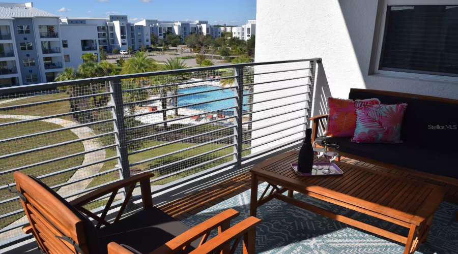 KISSIMMEE, Florida 34746, 2 Bedrooms Bedrooms, ,2 BathroomsBathrooms,Residential,For Sale,PARADOX,0,MFRO6337078