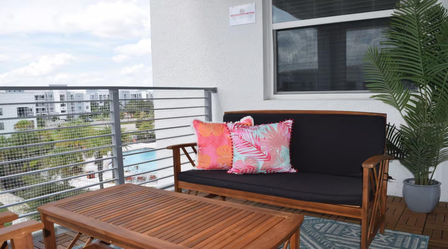 KISSIMMEE, Florida 34746, 2 Bedrooms Bedrooms, ,2 BathroomsBathrooms,Residential,For Sale,PARADOX,0,MFRO6337078