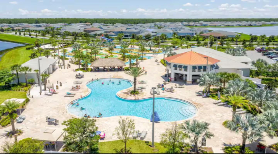 KISSIMMEE, Florida 34746, 2 Bedrooms Bedrooms, ,2 BathroomsBathrooms,Residential,For Sale,PARADOX,0,MFRO6337078