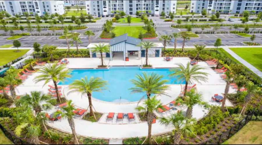 KISSIMMEE, Florida 34746, 2 Bedrooms Bedrooms, ,2 BathroomsBathrooms,Residential,For Sale,PARADOX,0,MFRO6337078