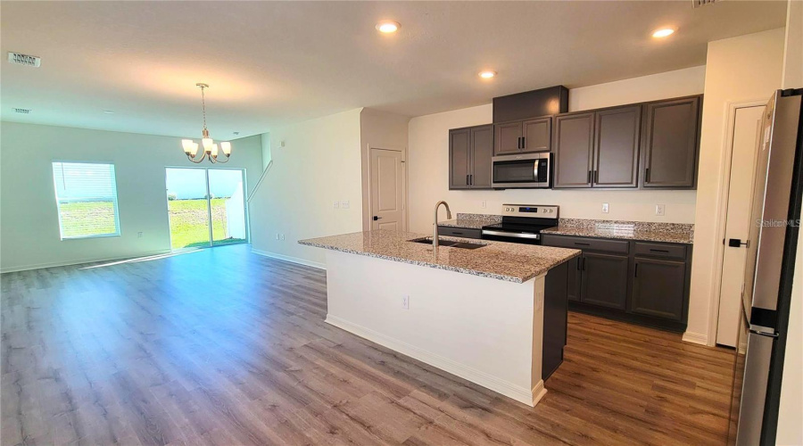 DAVENPORT, Florida 33897, 3 Bedrooms Bedrooms, ,2 BathroomsBathrooms,Residential,For Sale,MIRABELLA,0,MFRO6365408