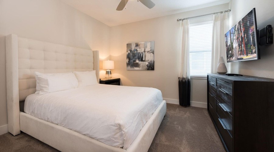 KISSIMMEE, Florida 34747, 4 Bedrooms Bedrooms, ,3 BathroomsBathrooms,Residential,For Sale,BURMA,0,MFRO6367656