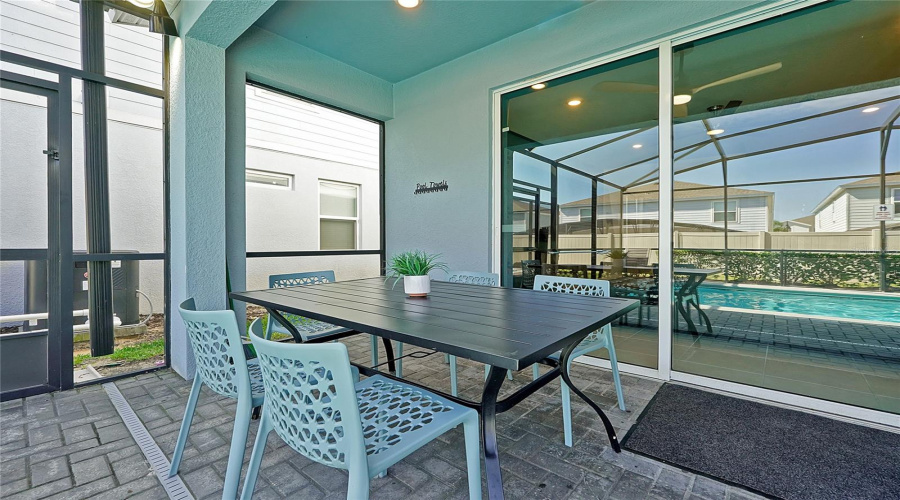 DAVENPORT, Florida 33897, 5 Bedrooms Bedrooms, ,4 BathroomsBathrooms,Residential,For Sale,KONA,0,MFRO6366519