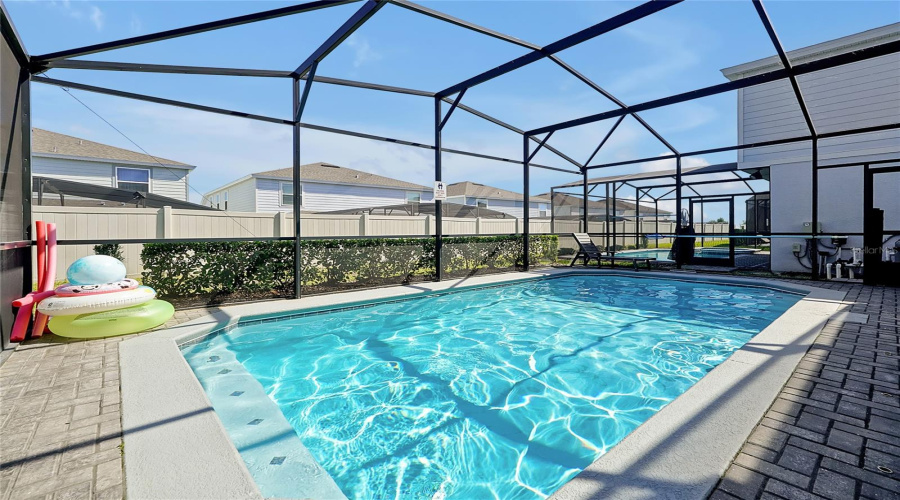 DAVENPORT, Florida 33897, 5 Bedrooms Bedrooms, ,4 BathroomsBathrooms,Residential,For Sale,KONA,0,MFRO6366519