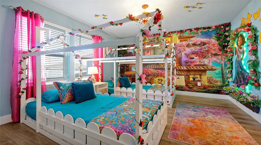 DAVENPORT, Florida 33897, 5 Bedrooms Bedrooms, ,4 BathroomsBathrooms,Residential,For Sale,KONA,0,MFRO6366519