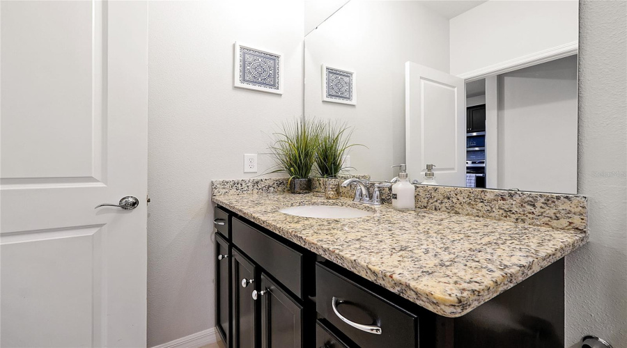 DAVENPORT, Florida 33897, 5 Bedrooms Bedrooms, ,4 BathroomsBathrooms,Residential,For Sale,KONA,0,MFRO6366519