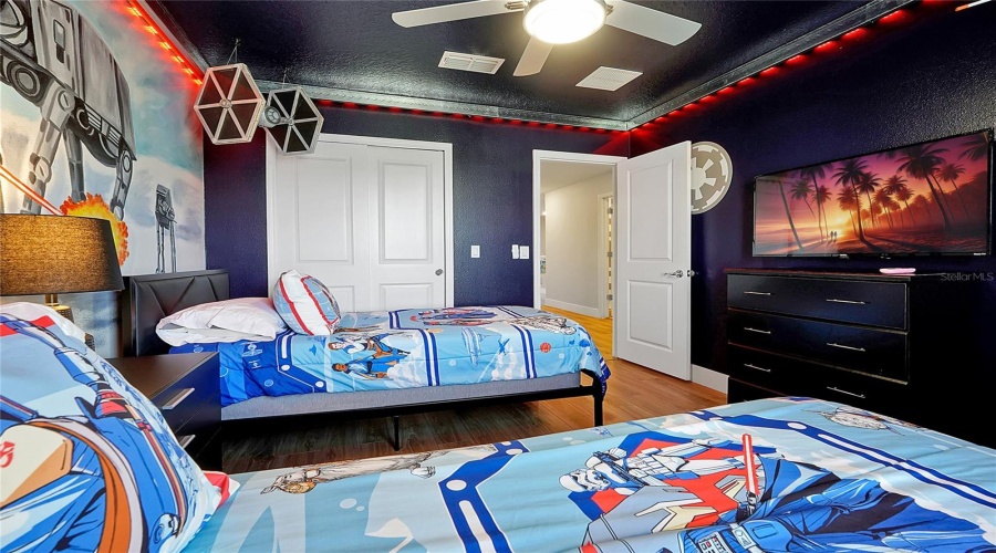 DAVENPORT, Florida 33897, 5 Bedrooms Bedrooms, ,4 BathroomsBathrooms,Residential,For Sale,KONA,0,MFRO6366519