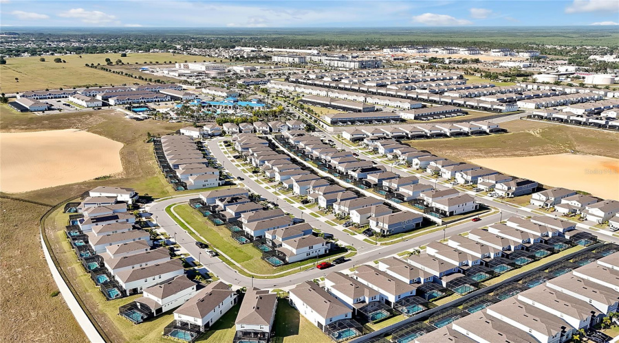 DAVENPORT, Florida 33897, 5 Bedrooms Bedrooms, ,4 BathroomsBathrooms,Residential,For Sale,KONA,0,MFRO6366519