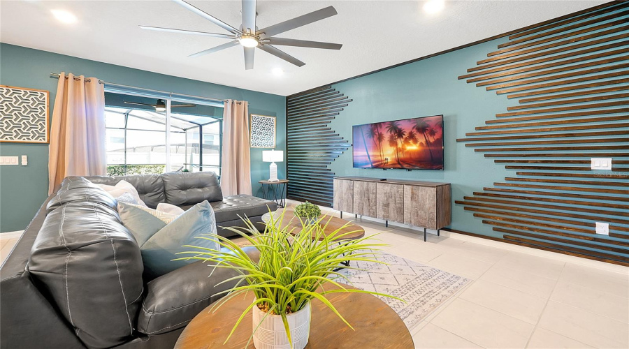 DAVENPORT, Florida 33897, 5 Bedrooms Bedrooms, ,4 BathroomsBathrooms,Residential,For Sale,KONA,0,MFRO6366519