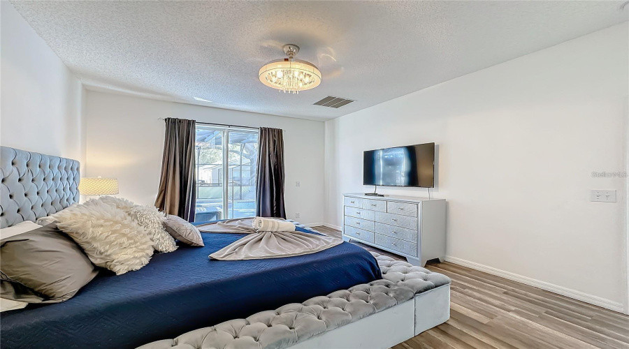 KISSIMMEE, Florida 34747, 5 Bedrooms Bedrooms, ,4 BathroomsBathrooms,Residential,For Sale,LIDO KEY,0,MFRO6367392