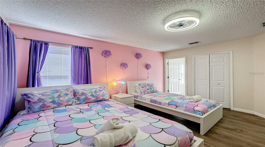 KISSIMMEE, Florida 34747, 5 Bedrooms Bedrooms, ,4 BathroomsBathrooms,Residential,For Sale,LIDO KEY,0,MFRO6367392