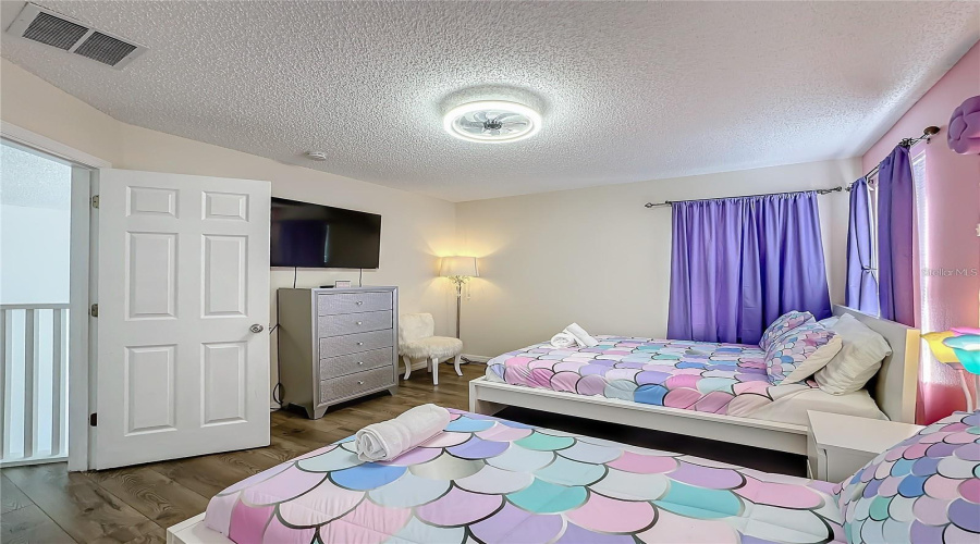 KISSIMMEE, Florida 34747, 5 Bedrooms Bedrooms, ,4 BathroomsBathrooms,Residential,For Sale,LIDO KEY,0,MFRO6367392