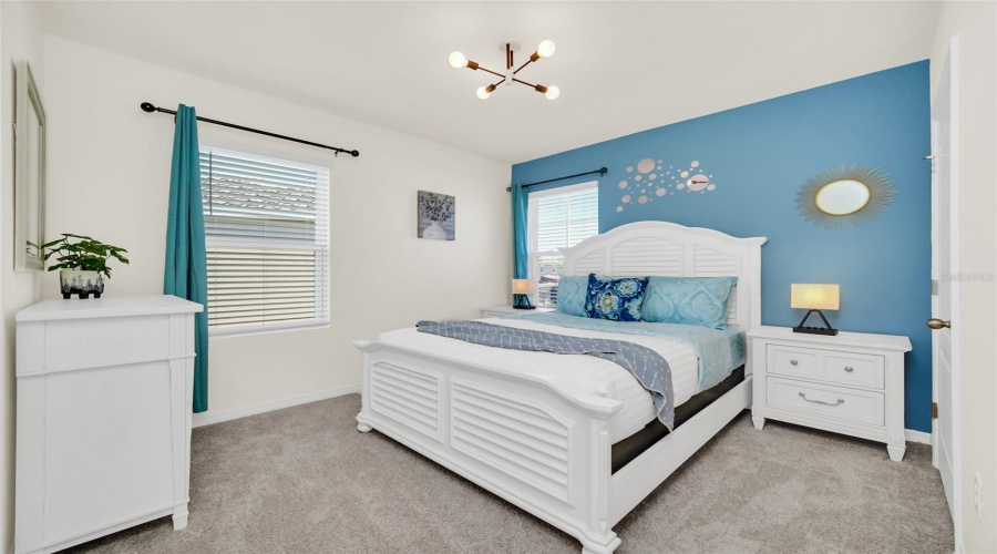 DAVENPORT, Florida 33837, 6 Bedrooms Bedrooms, ,5 BathroomsBathrooms,Residential,For Sale,OAKMOSS,0,MFRO6367564