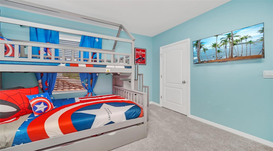 DAVENPORT, Florida 33837, 6 Bedrooms Bedrooms, ,5 BathroomsBathrooms,Residential,For Sale,OAKMOSS,0,MFRO6367564