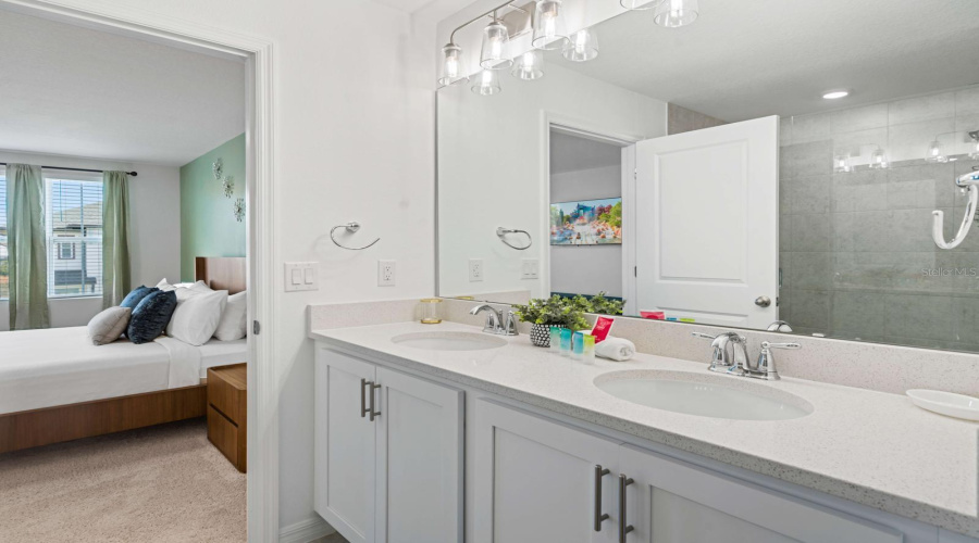 DAVENPORT, Florida 33896, 3 Bedrooms Bedrooms, ,2 BathroomsBathrooms,Residential,For Sale,LONGBOAT,0,MFRS5140310