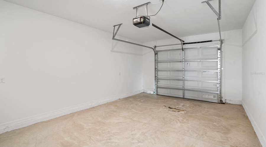 DAVENPORT, Florida 33896, 3 Bedrooms Bedrooms, ,2 BathroomsBathrooms,Residential,For Sale,LONGBOAT,0,MFRS5140310