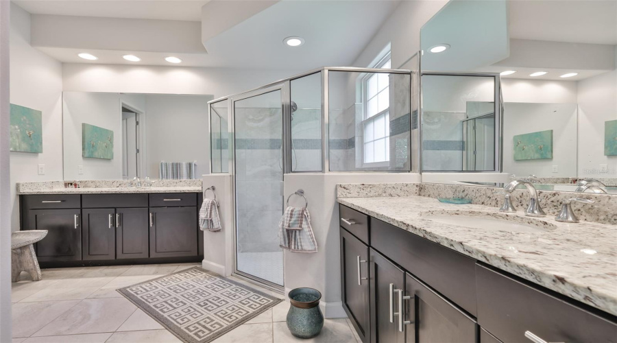 DAVENPORT, Florida 33837, 2 Bedrooms Bedrooms, ,2 BathroomsBathrooms,Residential,For Sale,SHERBROOK,0,MFRA4675349