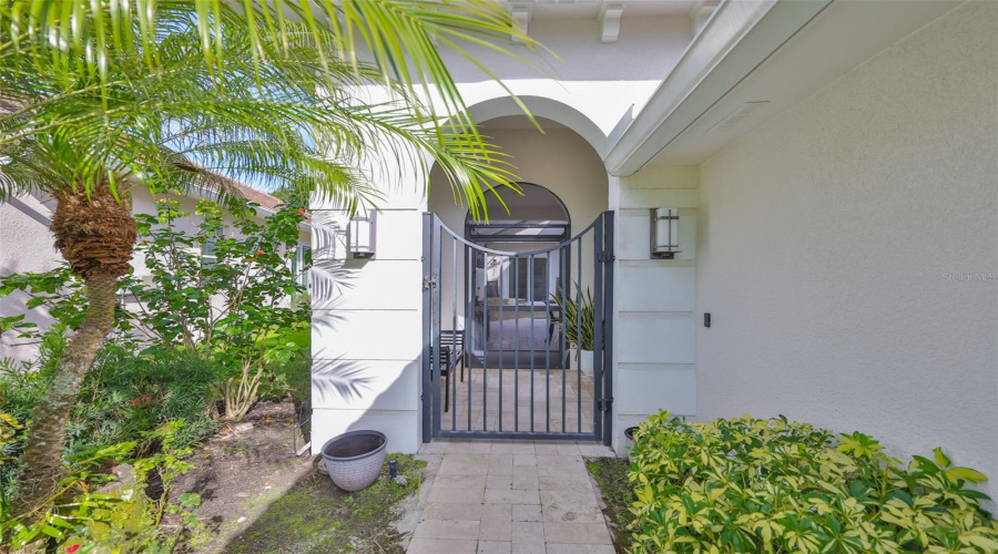 DAVENPORT, Florida 33837, 2 Bedrooms Bedrooms, ,2 BathroomsBathrooms,Residential,For Sale,SHERBROOK,0,MFRA4675349