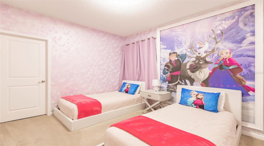 KISSIMMEE, Florida 34746, 6 Bedrooms Bedrooms, ,6 BathroomsBathrooms,Residential,For Sale,MONADO,0,MFRO6367529