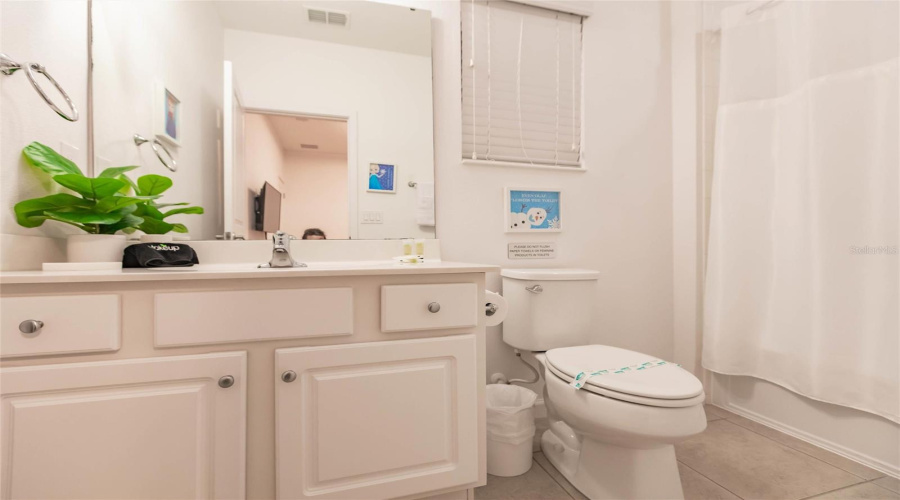 KISSIMMEE, Florida 34746, 6 Bedrooms Bedrooms, ,6 BathroomsBathrooms,Residential,For Sale,MONADO,0,MFRO6367529