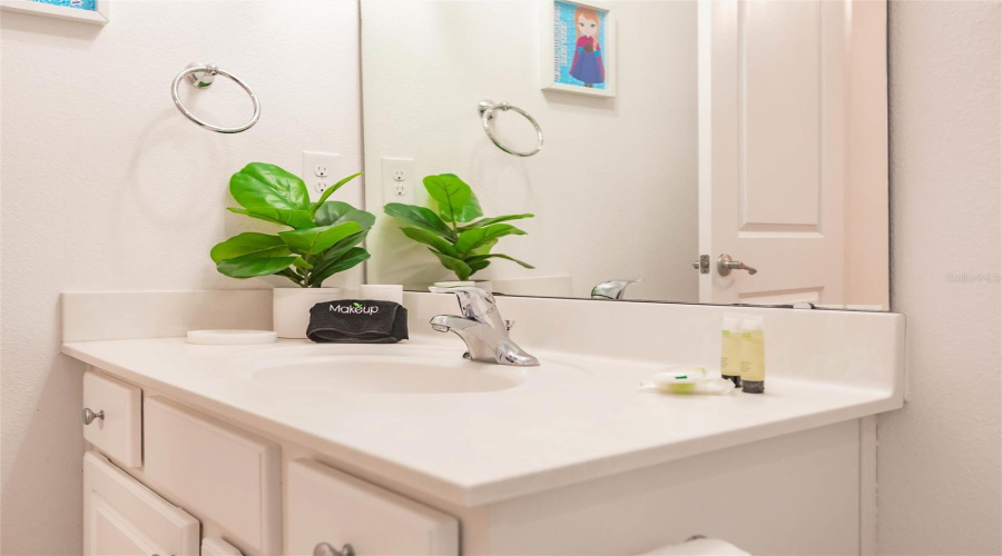 KISSIMMEE, Florida 34746, 6 Bedrooms Bedrooms, ,6 BathroomsBathrooms,Residential,For Sale,MONADO,0,MFRO6367529