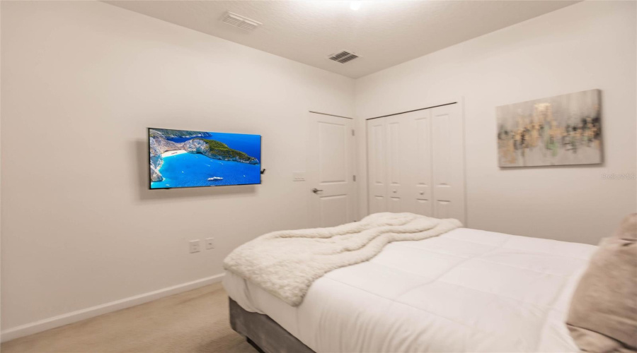 KISSIMMEE, Florida 34746, 6 Bedrooms Bedrooms, ,6 BathroomsBathrooms,Residential,For Sale,MONADO,0,MFRO6367529