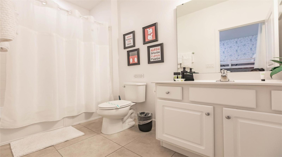 KISSIMMEE, Florida 34746, 6 Bedrooms Bedrooms, ,6 BathroomsBathrooms,Residential,For Sale,MONADO,0,MFRO6367529