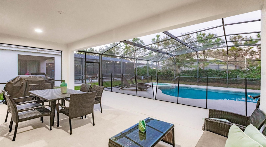 KISSIMMEE, Florida 34746, 6 Bedrooms Bedrooms, ,6 BathroomsBathrooms,Residential,For Sale,MONADO,0,MFRO6367529