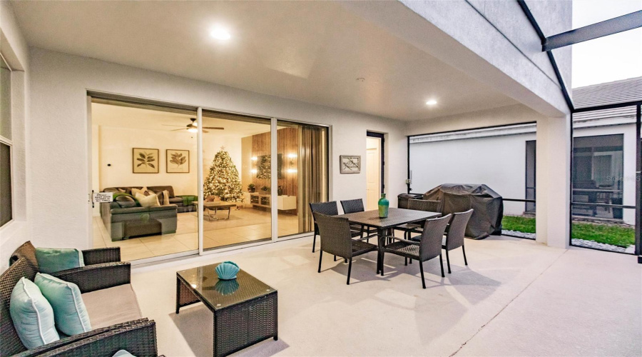 KISSIMMEE, Florida 34746, 6 Bedrooms Bedrooms, ,6 BathroomsBathrooms,Residential,For Sale,MONADO,0,MFRO6367529