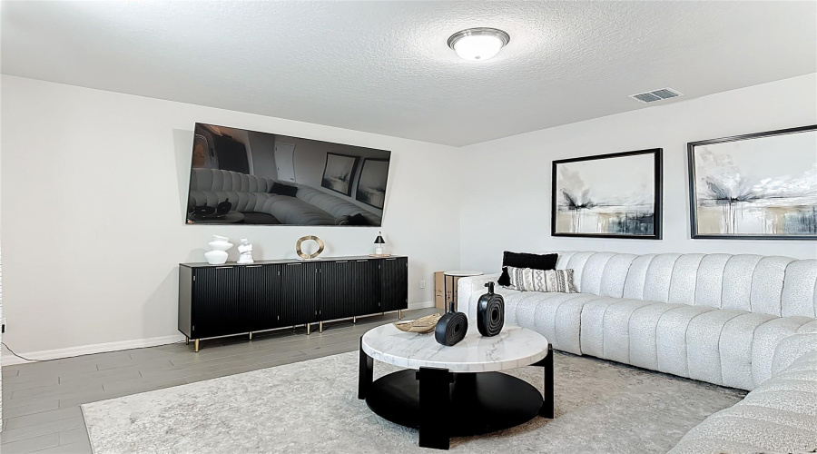 DAVENPORT, Florida 33837, 4 Bedrooms Bedrooms, ,2 BathroomsBathrooms,Residential,For Sale,DENALI,0,MFRO6327837