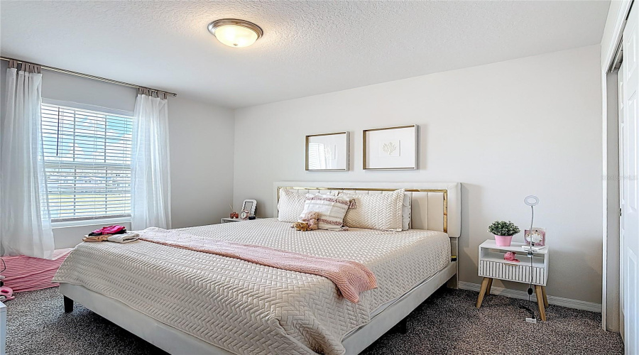 DAVENPORT, Florida 33837, 4 Bedrooms Bedrooms, ,2 BathroomsBathrooms,Residential,For Sale,DENALI,0,MFRO6327837