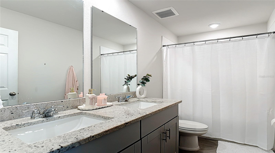 DAVENPORT, Florida 33837, 4 Bedrooms Bedrooms, ,2 BathroomsBathrooms,Residential,For Sale,DENALI,0,MFRO6327837