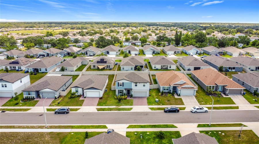 DAVENPORT, Florida 33837, 4 Bedrooms Bedrooms, ,2 BathroomsBathrooms,Residential,For Sale,DENALI,0,MFRO6327837