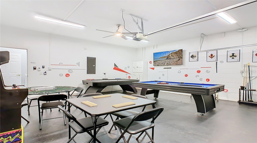 DAVENPORT, Florida 33897, 5 Bedrooms Bedrooms, ,4 BathroomsBathrooms,Residential,For Sale,TUPELO,0,MFRO6367046