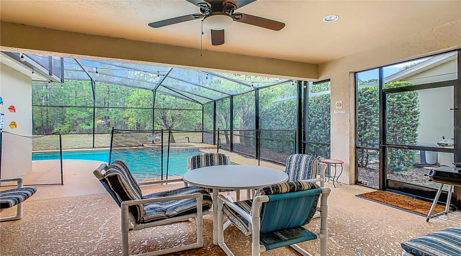 DAVENPORT, Florida 33897, 5 Bedrooms Bedrooms, ,4 BathroomsBathrooms,Residential,For Sale,TUPELO,0,MFRO6367046