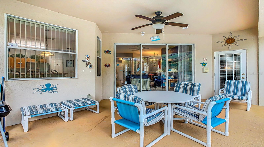 DAVENPORT, Florida 33897, 5 Bedrooms Bedrooms, ,4 BathroomsBathrooms,Residential,For Sale,TUPELO,0,MFRO6367046