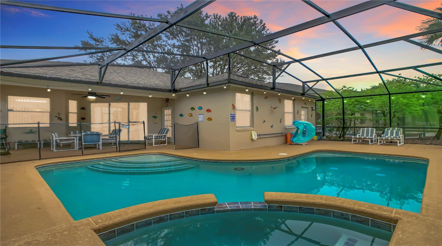 DAVENPORT, Florida 33897, 5 Bedrooms Bedrooms, ,4 BathroomsBathrooms,Residential,For Sale,TUPELO,0,MFRO6367046