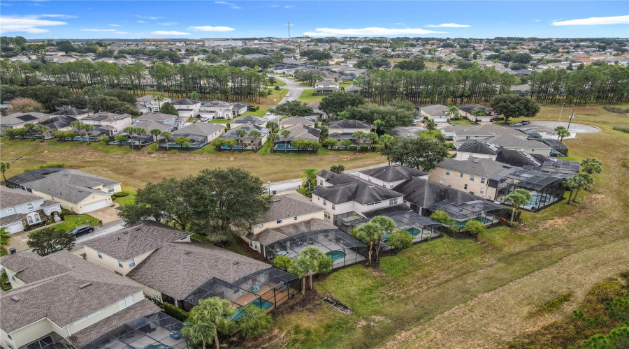 DAVENPORT, Florida 33897, 5 Bedrooms Bedrooms, ,4 BathroomsBathrooms,Residential,For Sale,TUPELO,0,MFRO6367046