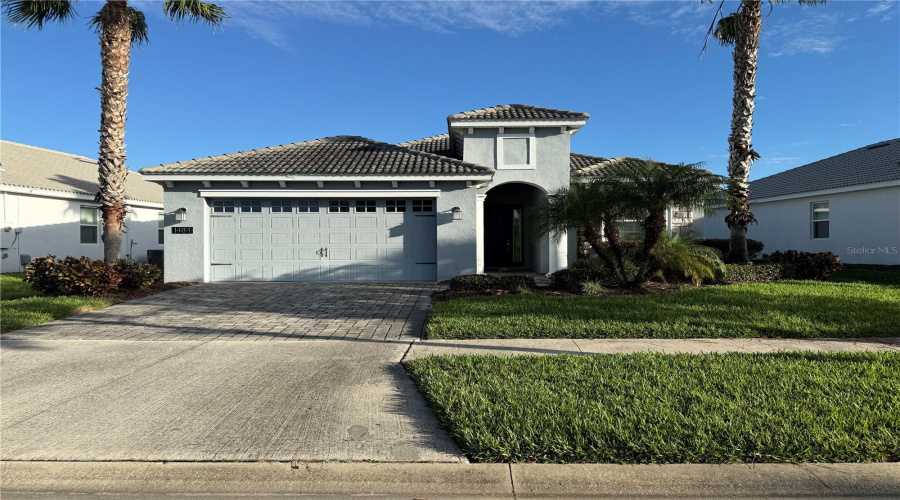 DAVENPORT, Florida 33896, 4 Bedrooms Bedrooms, ,2 BathroomsBathrooms,Residential,For Sale,BUNKER,0,MFRR4910414
