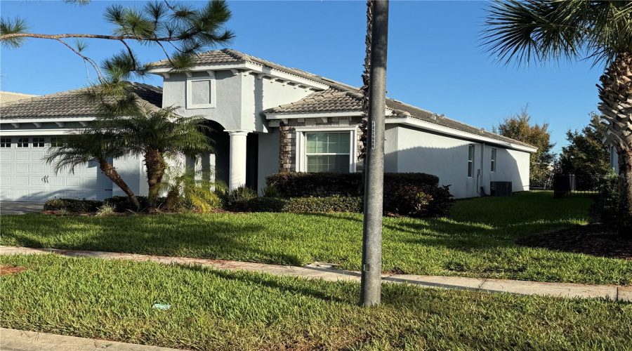 DAVENPORT, Florida 33896, 4 Bedrooms Bedrooms, ,2 BathroomsBathrooms,Residential,For Sale,BUNKER,0,MFRR4910414