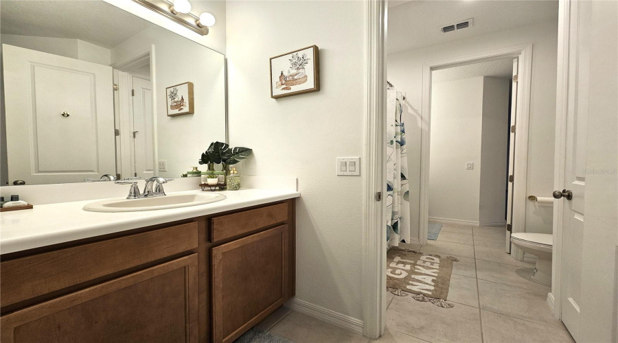 KISSIMMEE, Florida 34746, 5 Bedrooms Bedrooms, ,3 BathroomsBathrooms,Residential,For Sale,AGOSTINO,0,MFRO6367931